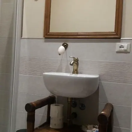 La Casa Sui Tetti Проживание в семье